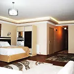 Diamond Aparthotel